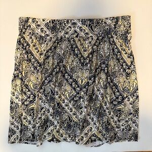 Lane Bryant Black and Yellow Printed Stretchy Skirt